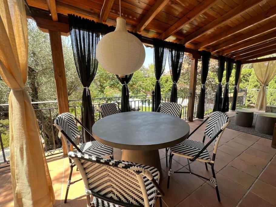 Villa La Amapola Valdemorillo Exterior foto