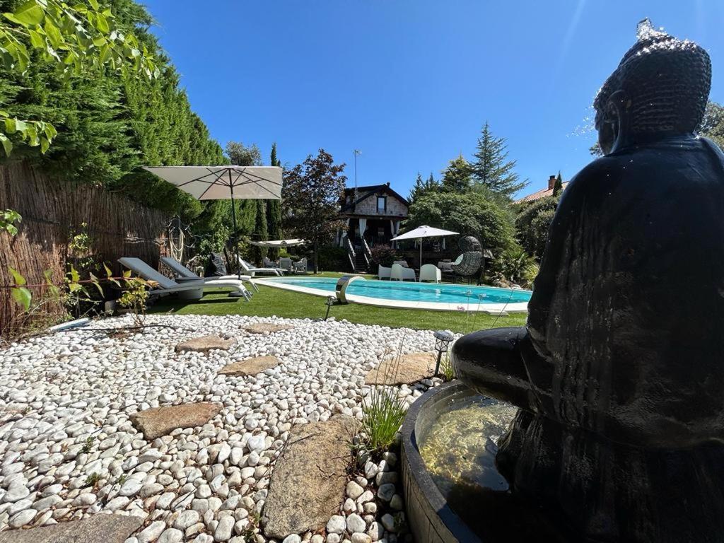 Villa La Amapola Valdemorillo Exterior foto